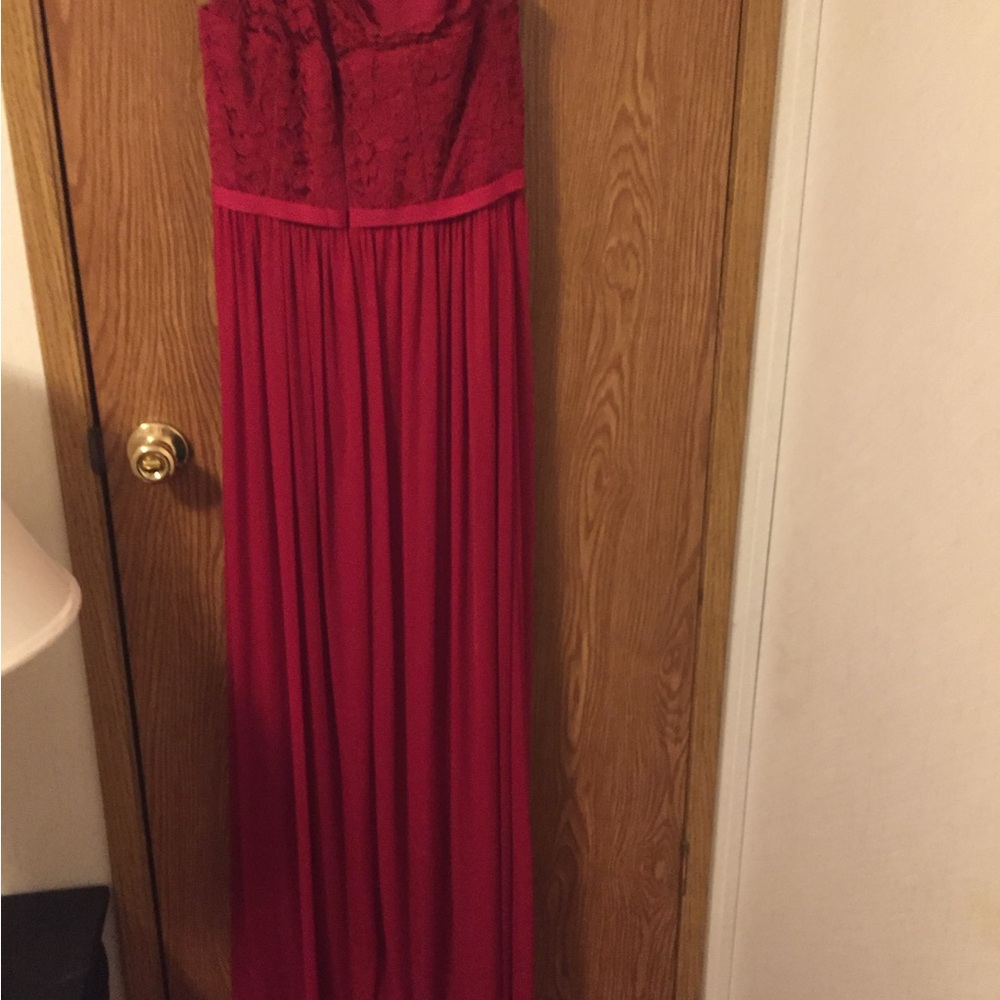 Elegant Red Strapless Lace Gown